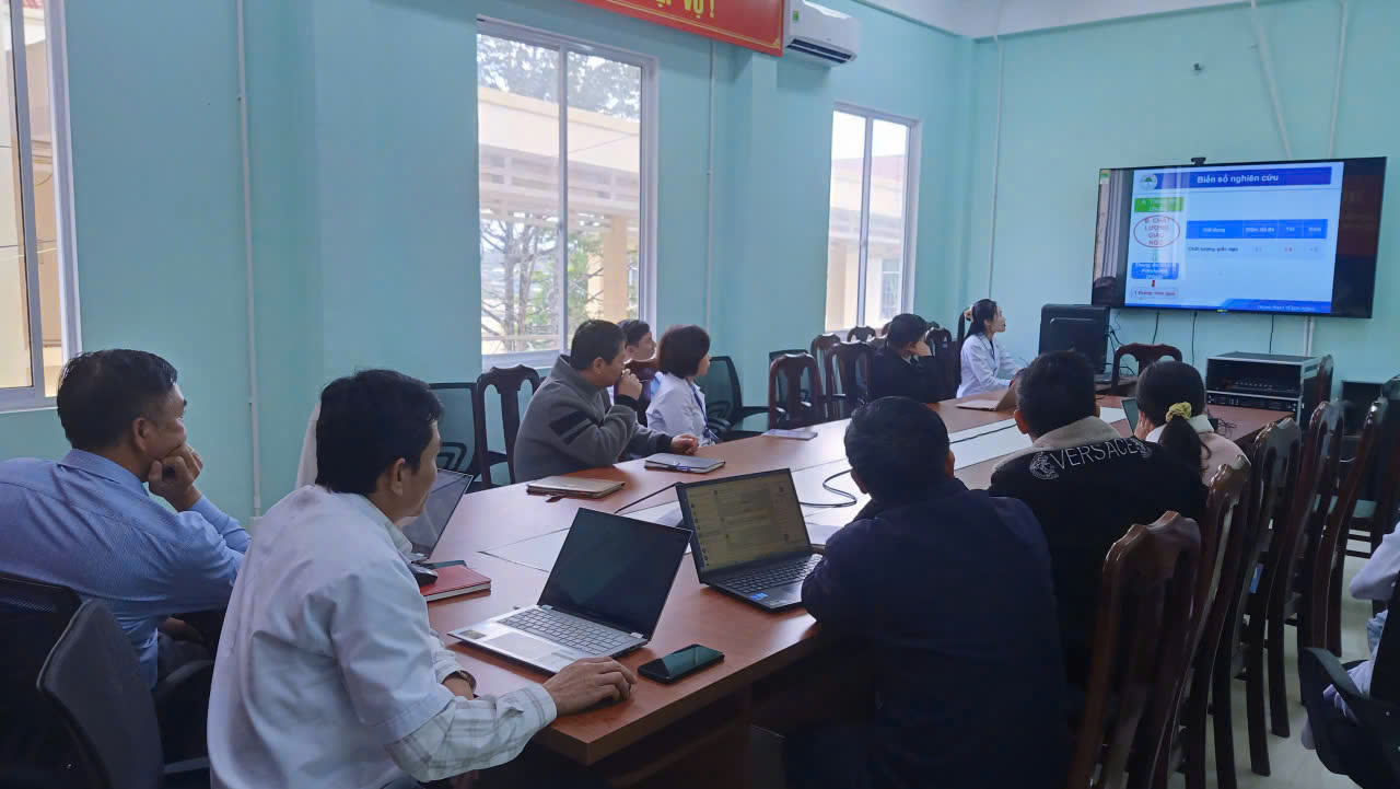 Hình ảnh bảo vệ đề tài